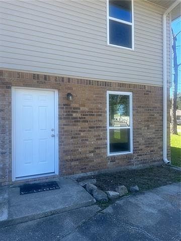 1st image of 315 Woodland Dr APT A