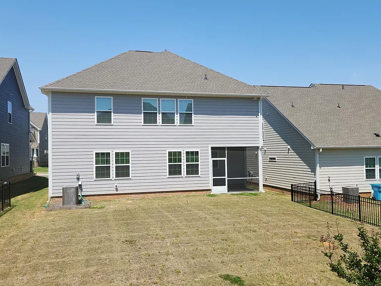 1009 Gabardine Ln — Photo 17