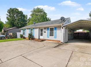 6400 McBride St, Charlotte, NC 28215
