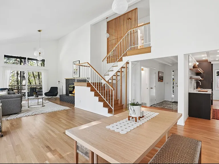 260 NW 114th Ave — Photo 14