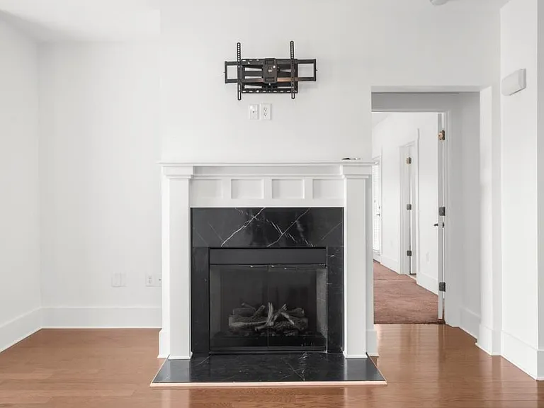 2360 Logan Cir #101 — Photo 18