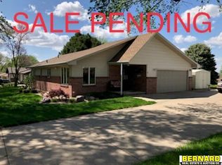 2530 Whitaker Rd, Nebraska City, NE 68410