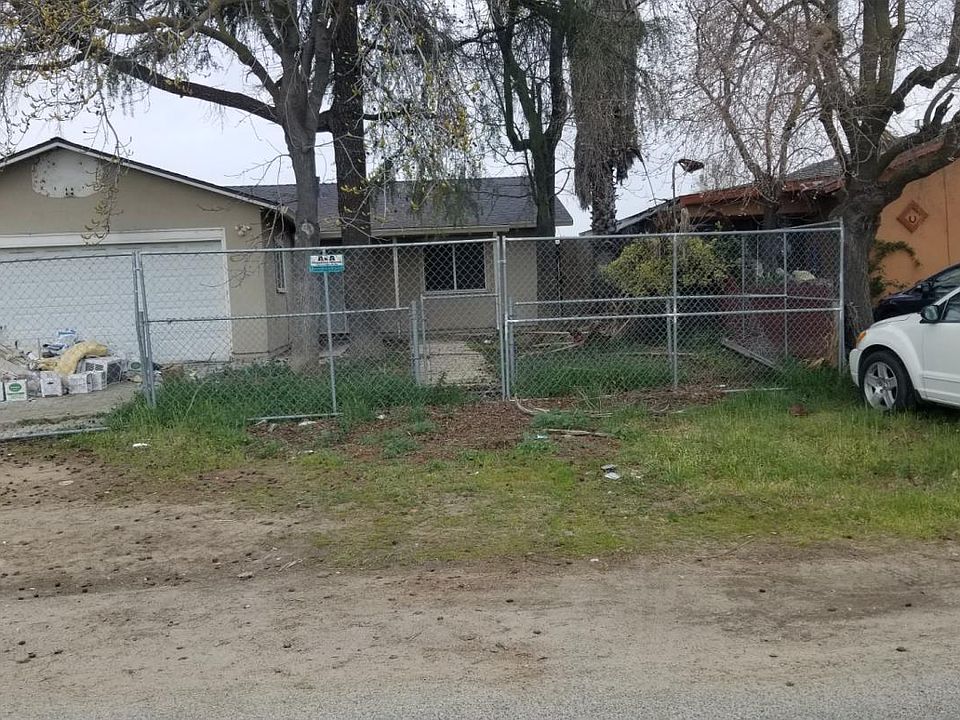 1st image of 2641 Parkdale Dr