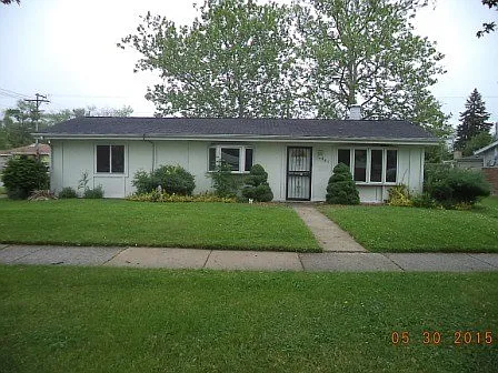 1401 Greenbay Ave photo 1