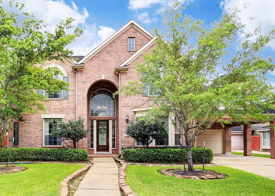 1st image of 6215 Ballina Canyon Ln