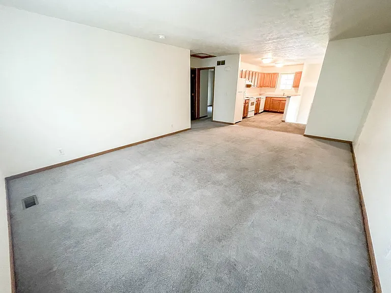 5131 Lowell Ave — Photo 8