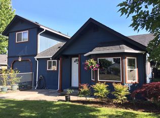 2565 D St, Springfield, OR 97477