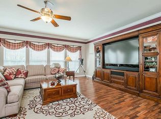 20 Wilton Ct, Saint Charles, MO 63301