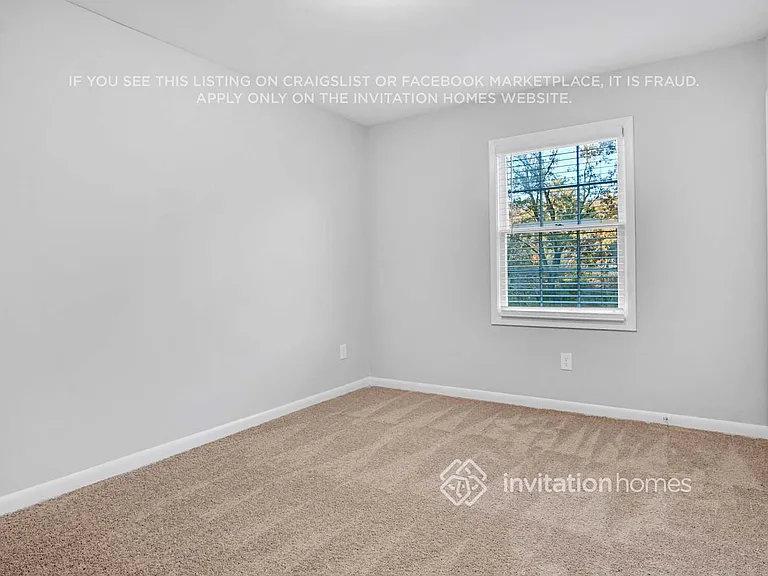 1658 Pine Glen Cir — Photo 13