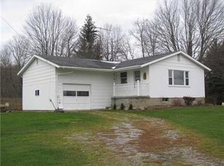 419 S Maysville Rd, Transfer, PA 16154