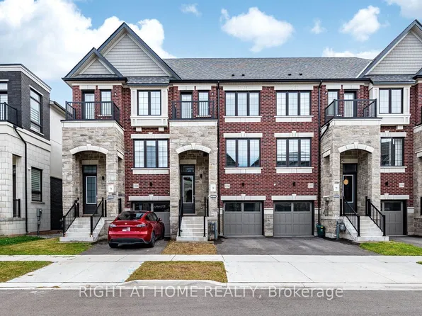 1330 Shevchenko Blvd, Oakville, ON L6M 5P3