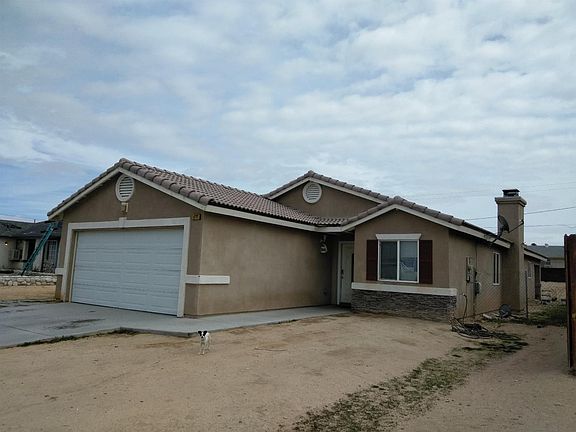 3rd image of 16139 Green Hill Dr