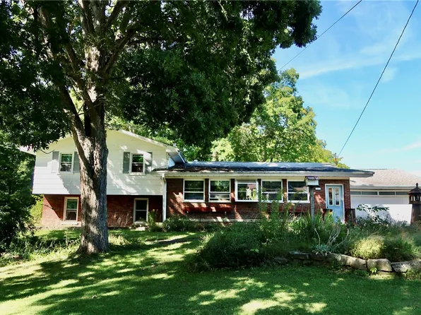 489 McCullough Rd, Sharpsville, PA 16150