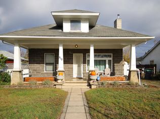812 W 4th St, Medford, OR