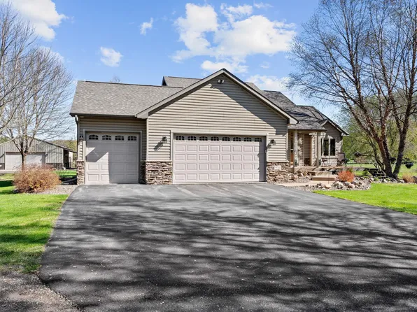 9711 234th Ln NE, Stacy, MN 55079