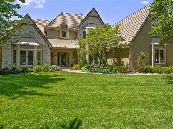 12428 Nieman Rd, Overland Park, KS 66213