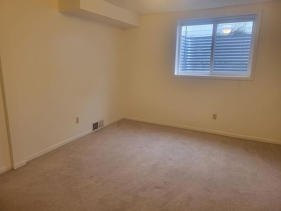2nd image of 605 W Sussex Ave