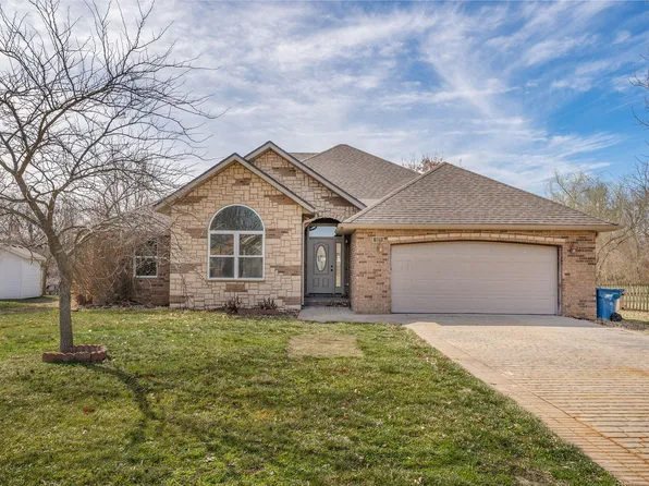 827 Saratoga Road, Willard, MO 65781