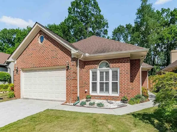 1150 Berwick Rd, Birmingham, AL 35242