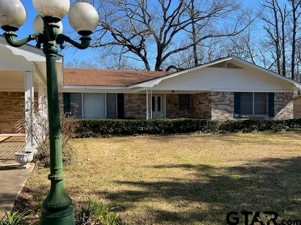 216 Arch Davis Rd, Pittsburg, TX 75686