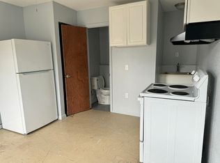 100 Gregory Dr #11, Green Forest, AR 72638