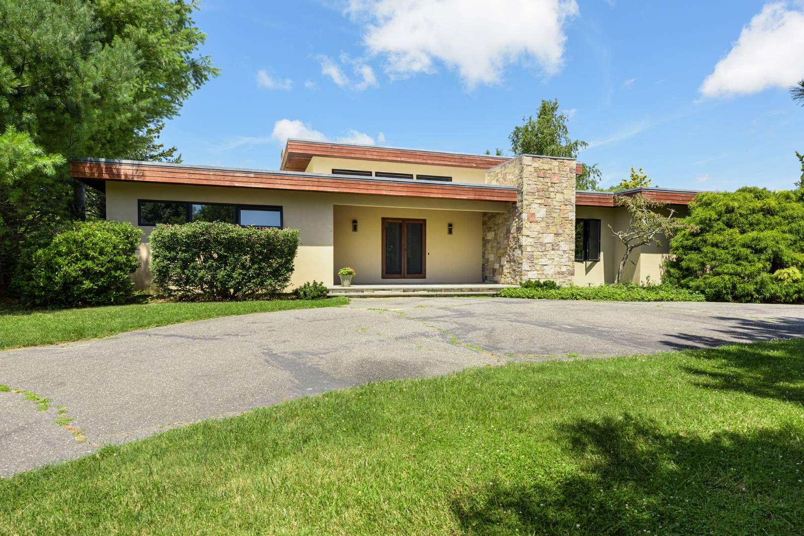  Classic Midcentury Style