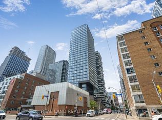 47 Mutual St #808, Toronto, ON M5B2A9