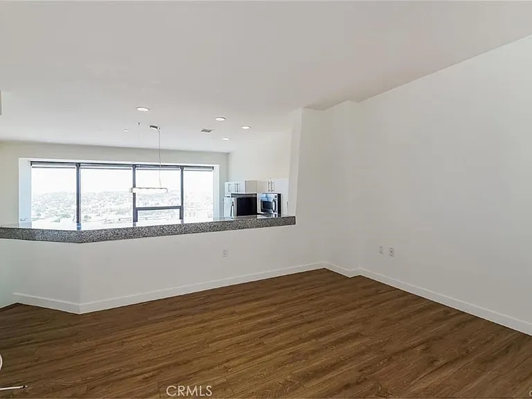 1100 Wilshire Blvd #2603 — Photo 9