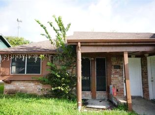 12116 White Cap Ln, Houston, TX 77072