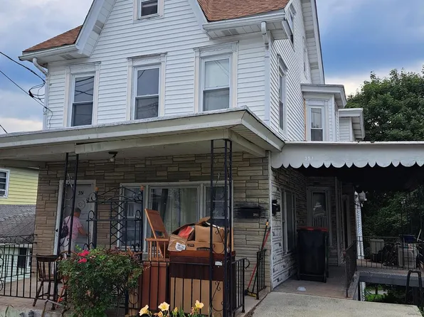 351 N 2nd St, Lehighton, PA 18235