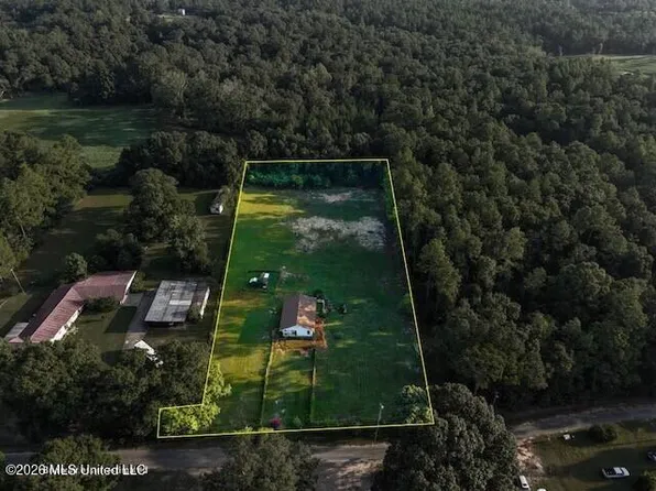 152 Bexley Rd, Lucedale, MS 39452