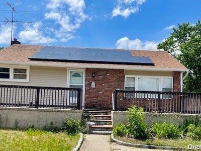 12 Avon Drive, Amityville, NY, 11701