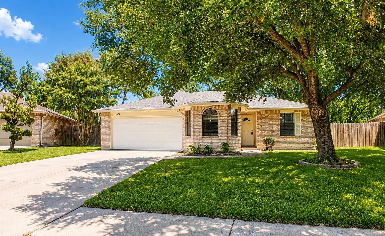 3 bed, 2.0 bath, 1428 sqft, $1,800 — Photo 2
