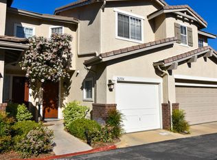 26504 Rock Creek Dr, Santa Clarita, CA