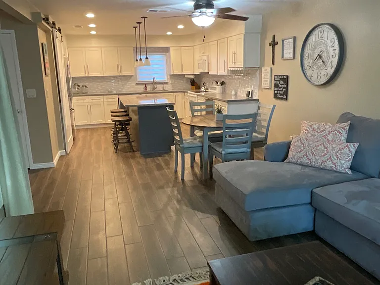 201 Riverfront Dr #18 — Photo 57