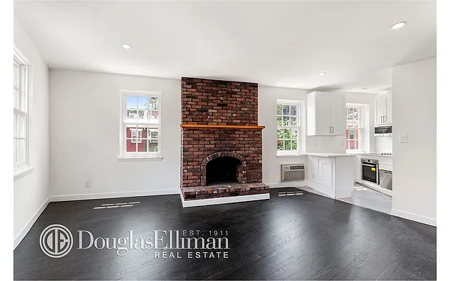 Rented by Village Views Realty | media 20