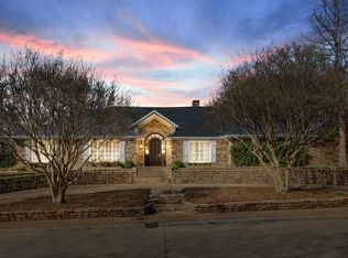 9305 Moss Trl, Dallas, TX 75231