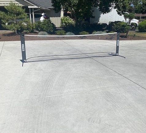 3rd image of 368 Dartmoor Dr