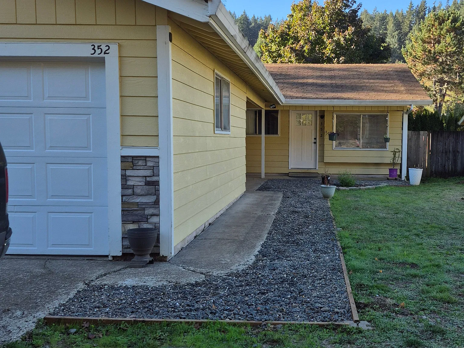 2 bed, 760 sqft, $1,950 — Photo 2