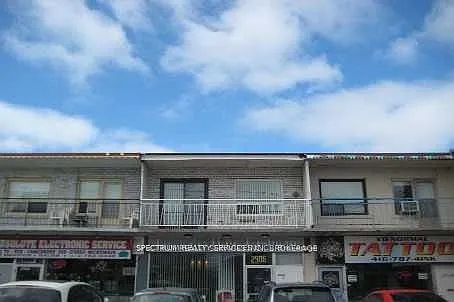 2906A Dufferin St Photo 1