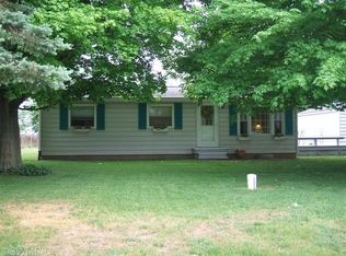 69725 Eisenhower Rd, Sturgis, MI 49091