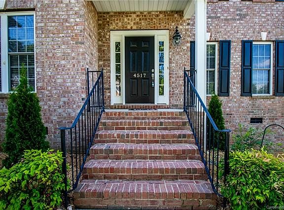 4th image of 4517 Brent Wood Dr #73