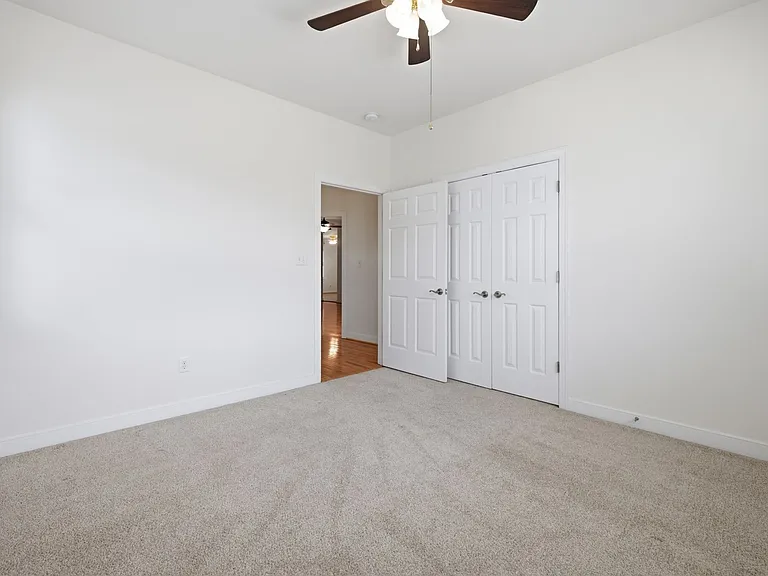 6613 Saint Laurence Dr — Photo 21