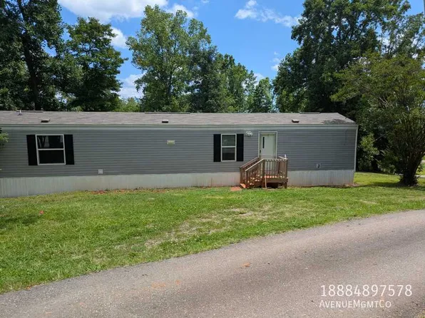 512 10th St SW, Hickory, NC