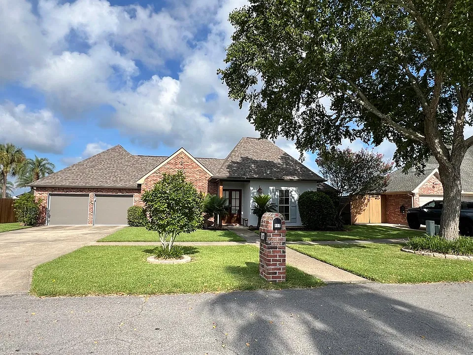 117 Field Crest Pkwy
