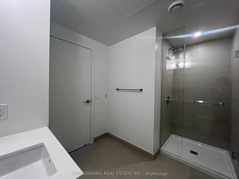 8 Wellesley St W #6006 — Photo 11