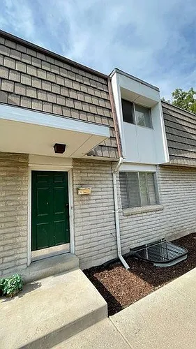 1063 S Lake St Photo 1
