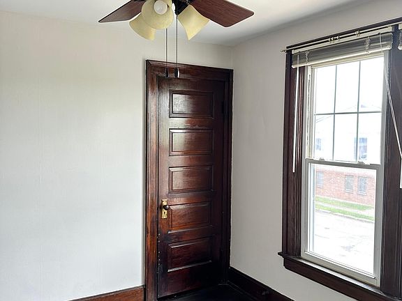 5th image of 1038 Belle Ave