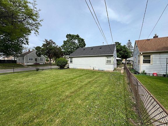 2nd image of 5279 N 44th STREET
