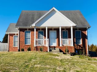 214 Dixie Ln, Pleasant View, TN 37146